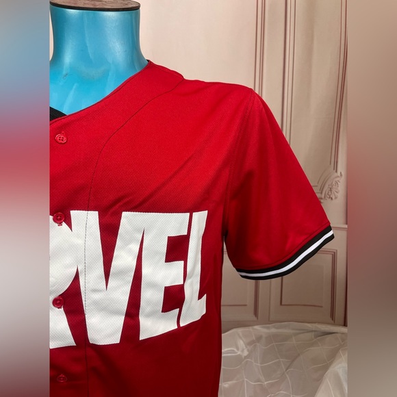 Disney Park Our Universe Marvel Logo Baseball Jersey Men's LARGE NW WDW AVENGERS - Picture 13 of 13